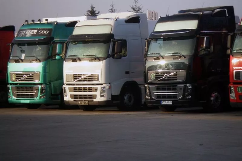 Перевозка грузов автомобильным транспортом по РФ,  доставка в Барнаул