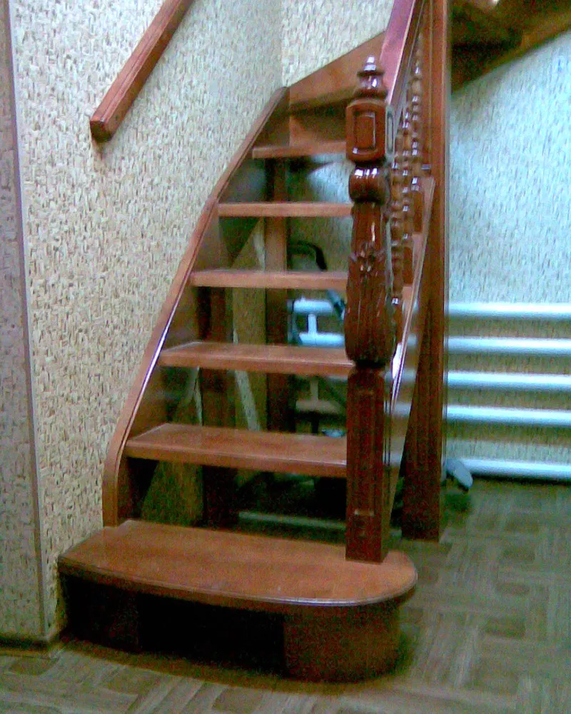 Лестницы из древесины 2