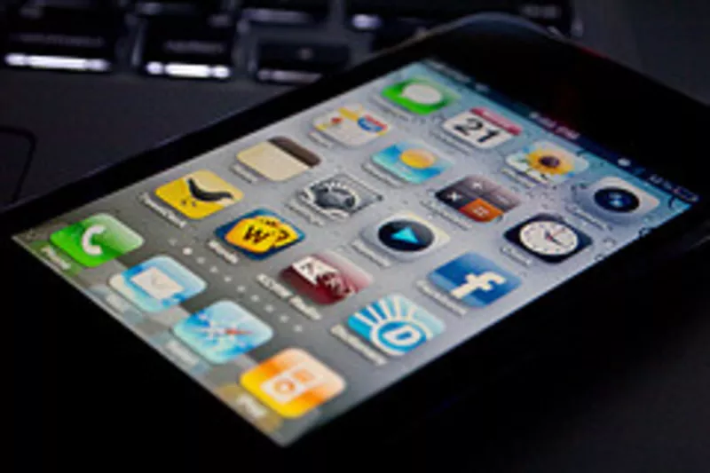 Продажа Brand New Apple iPhone 32GB 4 Телефон
